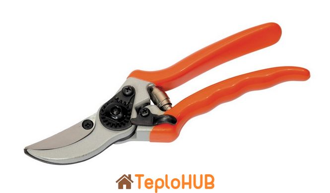 Секатор садовый MASTERTOOL 215 мм ручки AL+PVC съемное лезвие НЕРЖ 14-6110