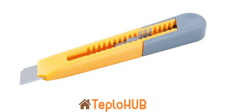 Нож MASTERTOOL 18 мм ABS пластик кнопочный фиксатор 17-0321