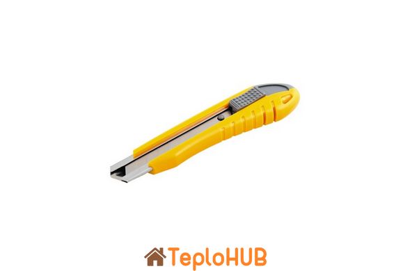 Нож MASTERTOOL 18 мм ABS пластик с металлической направляющей кнопочный фиксатор 3 лезвия 17-0101